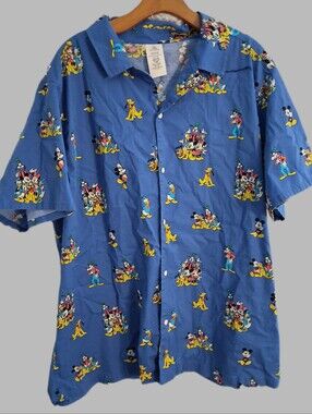Mens Disney Character Button Down Short Sleeve XL
